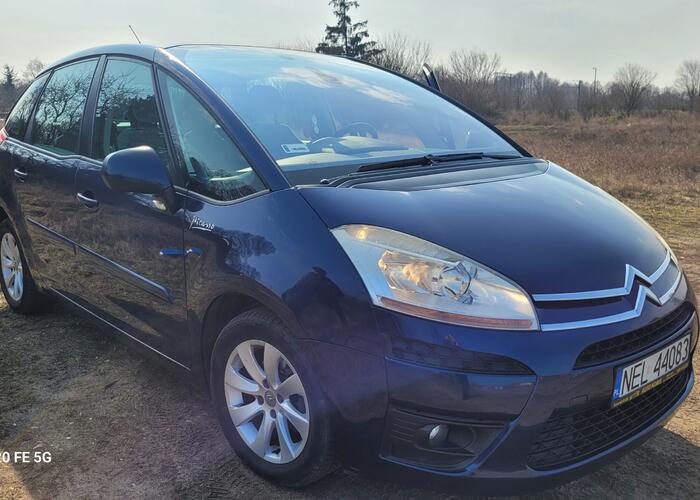 Grajewo ogłoszenia: Sprzedam rodzinny samochód jakim jest citroen c4 picasso 1.8...