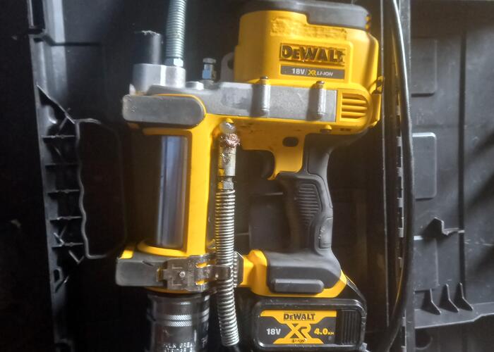 Grajewo ogłoszenia: Smarownica elektryczna dewalt wpelni speawna,ladowarka bateria w...