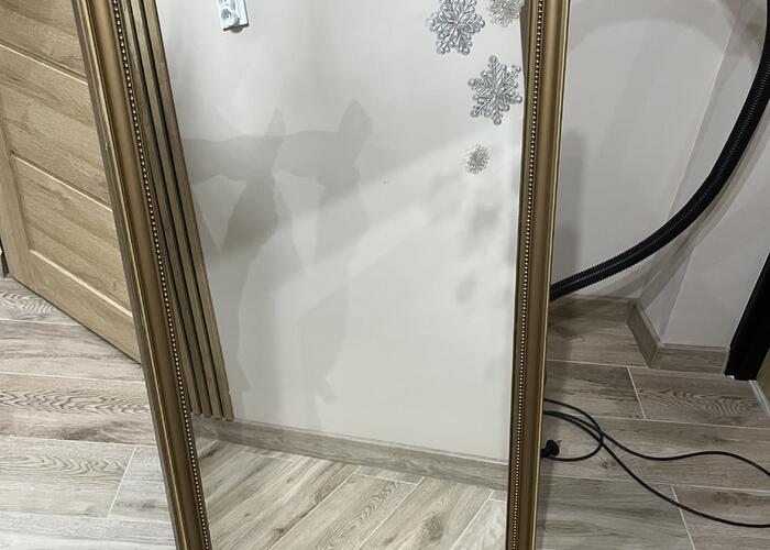 Grajewo ogłoszenia: Lustro złota piękna rama gruba 120cm na 58cm.