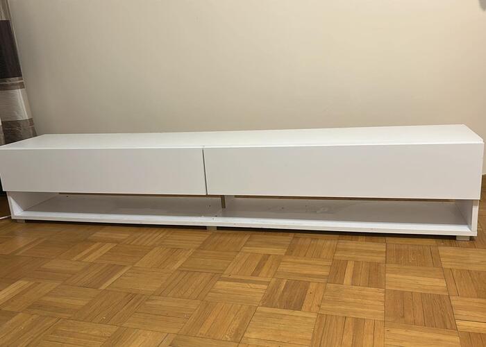 Grajewo ogłoszenia: Sprzedam szafkę RTV pod telewizor. Biała 
Długość 180 cm...