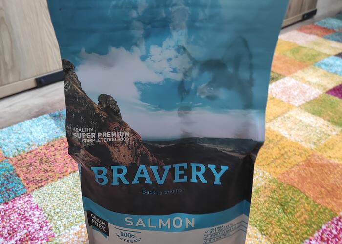 Grajewo ogłoszenia: Karma Bravery Salmon dla szczeniaków poniżej 10 kg. Posiadam 2...