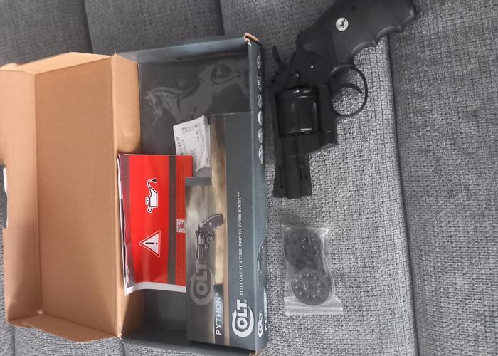 Grajewo ogłoszenia: Sprzedam nowa wiatrówkę rewolwer Colt Python Magnum na CO2