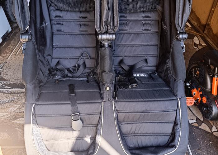 Grajewo ogłoszenia: Sprzedam spacerówkę bliźniacza baby jogger city. Brak pałąka....