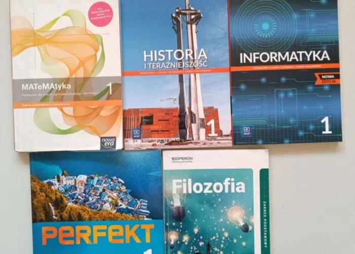 Grajewo ogłoszenia: Sprzedam podręczniki do liceum/ technikum.
140 zł całość lub...