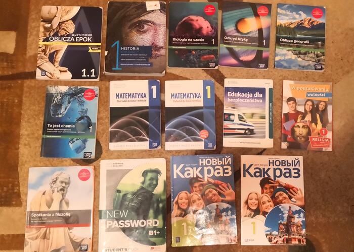 Grajewo ogłoszenia: Sprzedam książki do 1 kl liceum/technikum.